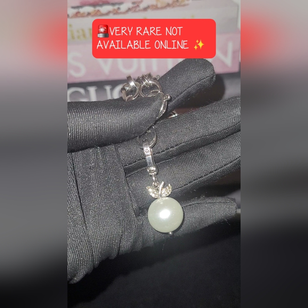 JUICY COUTURE LIMITED EDITION 2008BRACELET ✨️W/ 5 RARE JUICY COUTURE CHARM⚘️ - Picture 14 of 17